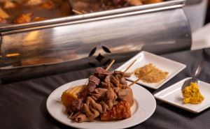 おでん（モツ・フワ）